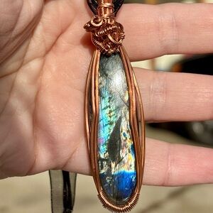 Handcrafted labradorite Copper Wire Wrapped Pendant Necklace